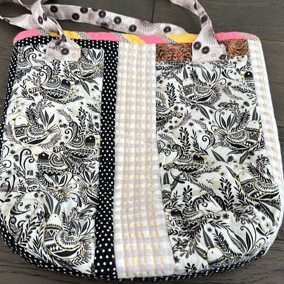 Handmade quilt bag - shoulder bag, bird fabric with pocket - Picture 7 of 7